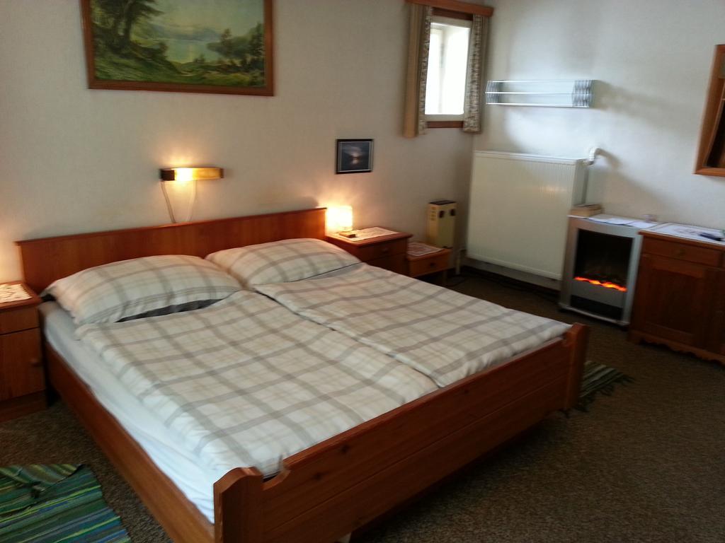 Haus Ellmaustein Bed & Breakfast Fuschl am See Room photo